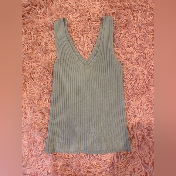 bundle tops - Picture 2 of 4